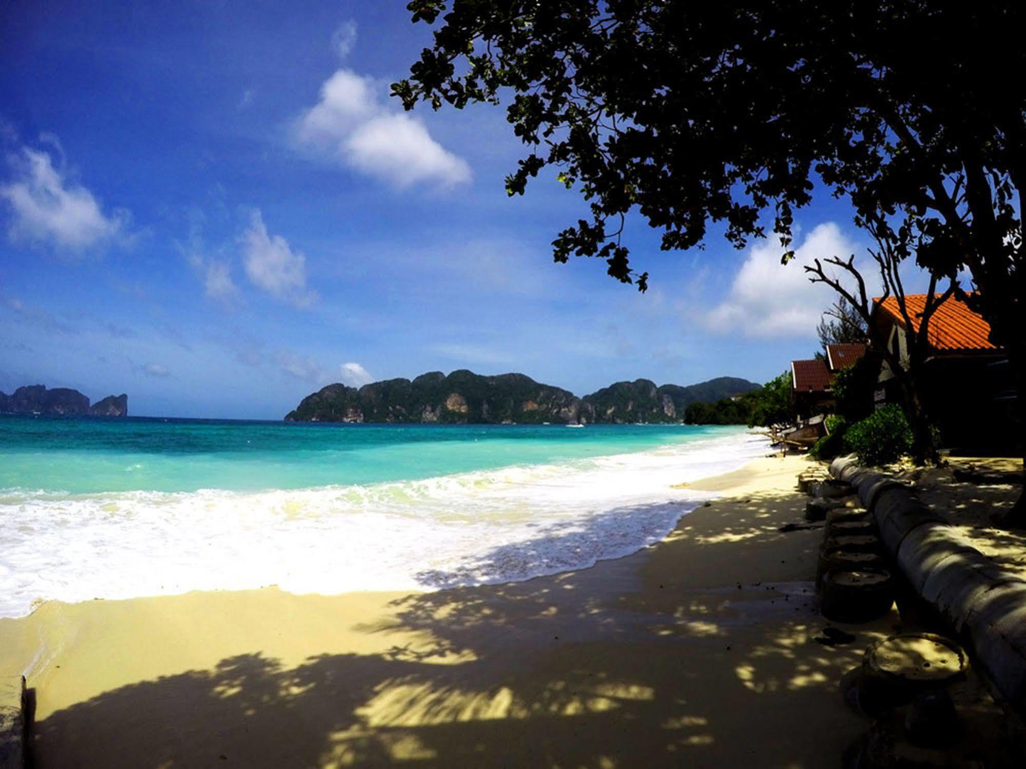 Phi Phi Long Beach Resort & Villa Exterior foto