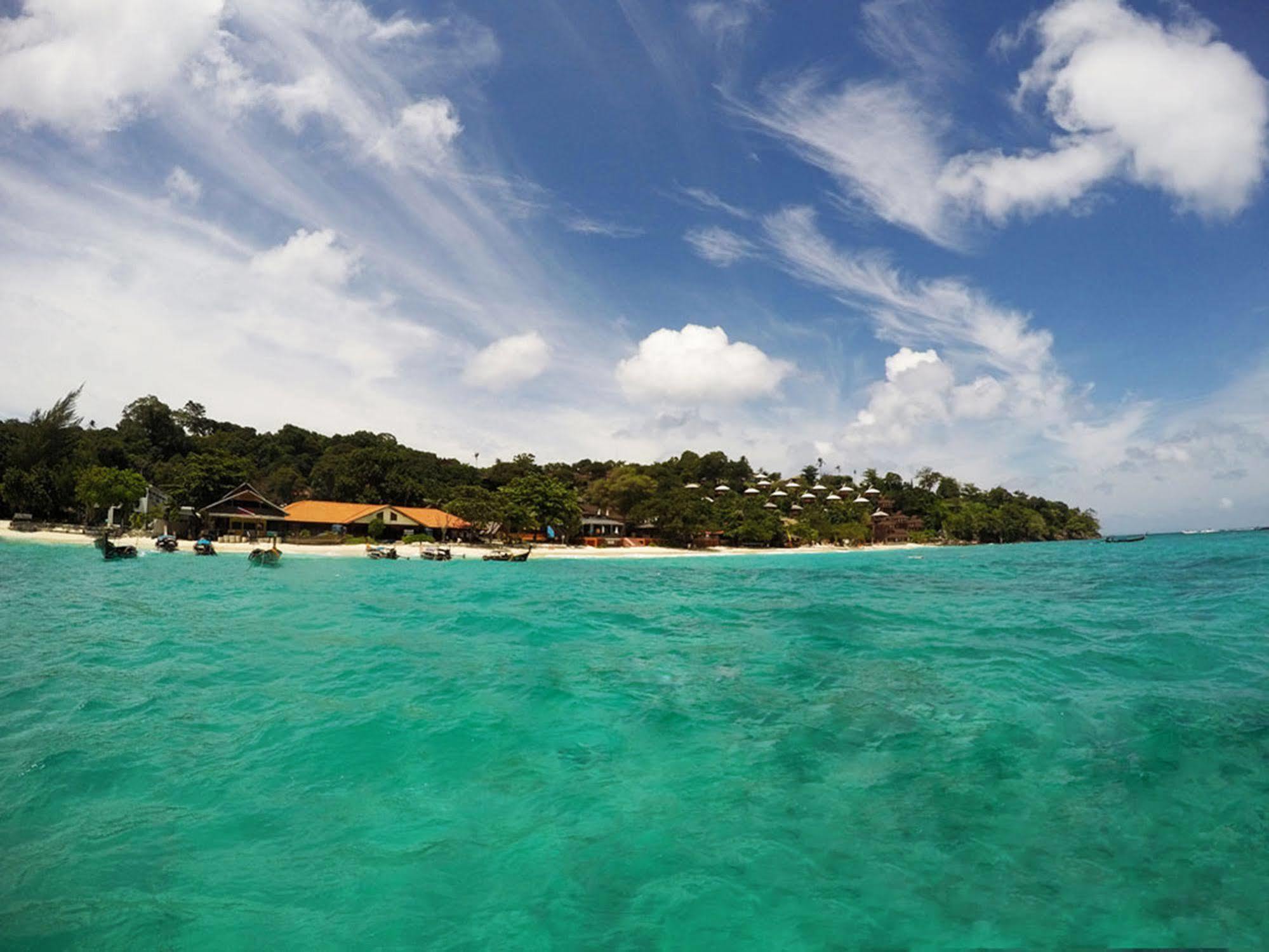 Phi Phi Long Beach Resort & Villa Exterior foto